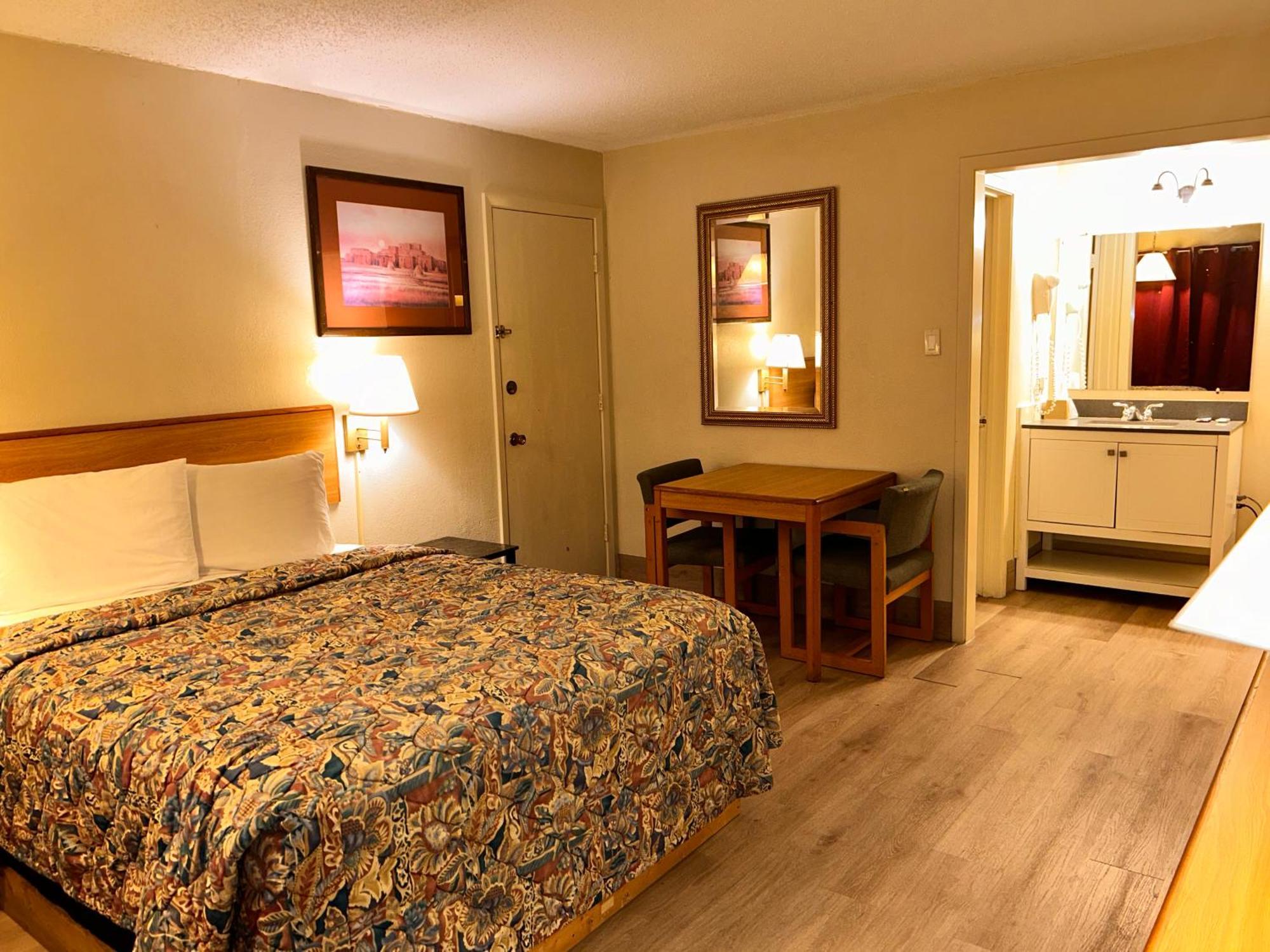 בלטון River Forest Inn מראה חיצוני תמונה